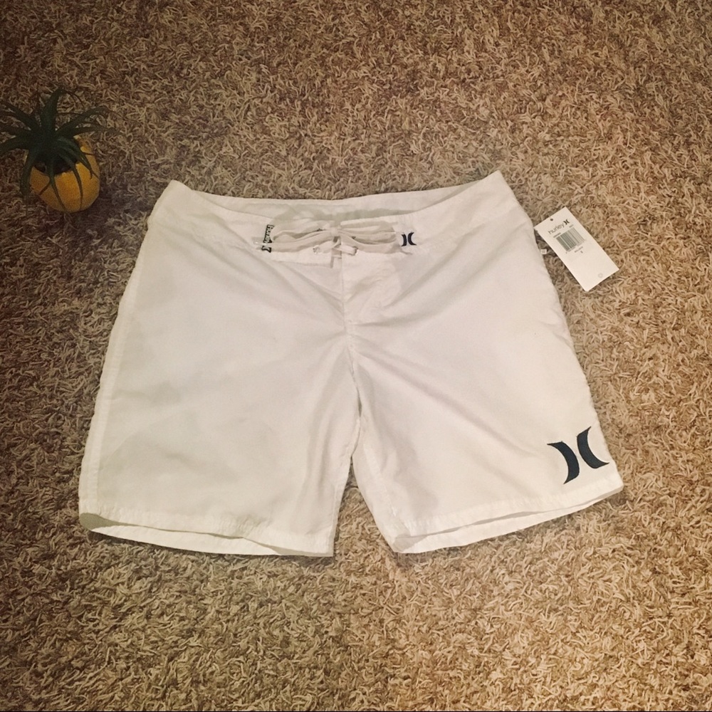 Hurley board shorts - white with black logo - Picture 2 of 3
